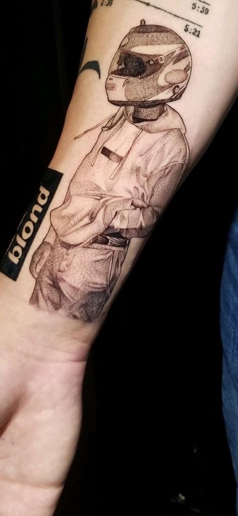 Blond Tattoo Frank Ocean, Frank Ocean Helmet, Frank Ocean Inspired Tattoos, Frank Ocean Nails, Frank Ocean Tattoo Ideas, Blond Tattoo, Album Tattoos, Phone Layout Ideas, Blond Frank Ocean