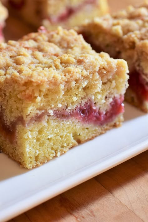 Strawberry Rhubarb Coffee Cake Strawberry Rhubarb Coffee Cake, Strawberry Coffee Cake, Rhubarb Coffee Cake, Rhubarb Coffee Cakes, Strawberry Coffee, Banana Coffee Cakes, Streusel Coffee Cake, Pound Cake With Strawberries, Rhubarb Recipes