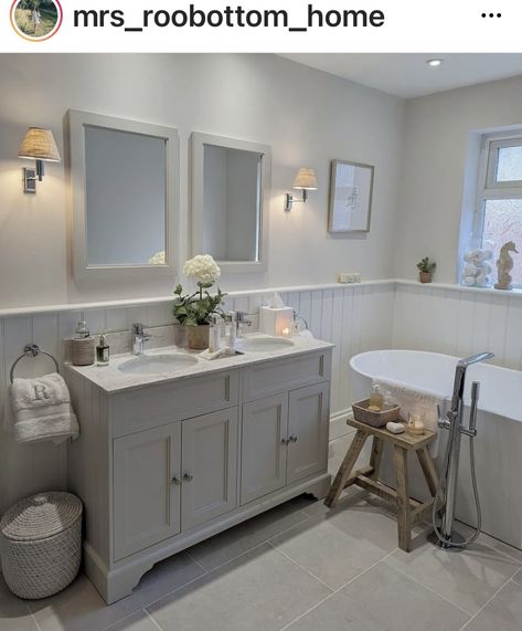 Bathroom Update Diy, Cottage Core Bathroom, Cottage Bathroom Design Ideas, White Double Vanity, Main Bathroom Ideas, Small Bathroom Remodel Designs, Bath Board, Loft Bathroom, Cottage Bathroom