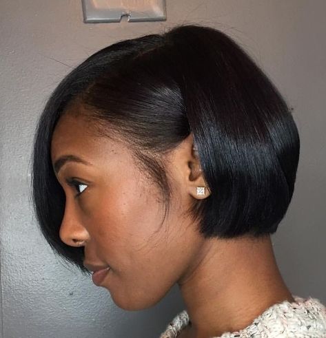 Natural Hair Bob, Hairstyle For Short, Pressed Natural Hair, Black Hair Wigs, Wigs Curly, Silk Press Natural Hair, Wig Black, Short Sassy Hair, Fashion Wigs