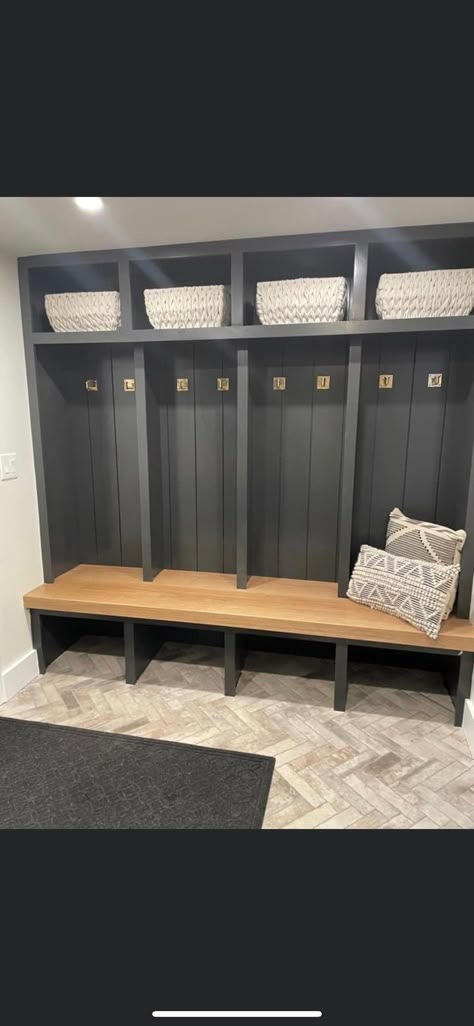 Drop Zone Behind Front Door, Painted Mudroom Cubbies, Locker Cubby Mudroom, Locker Ideas Mudroom, Mud Room Ideas Corner, Backpack Cubby Home, Cubby Lockers Mud Rooms, Mud Room Lockers With Bench Diy, Mudroom Cubby Dimensions