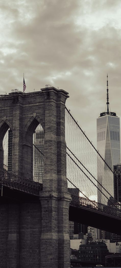 Brooklyn Bridge Aesthetic, Ny Aesthetic, Cool Pictures For Wallpaper, Graffiti Wallpaper, Galaxy Phone Wallpaper, Black Wallpaper Iphone, Graphic Wallpaper, City Wallpaper, Screen Wallpaper