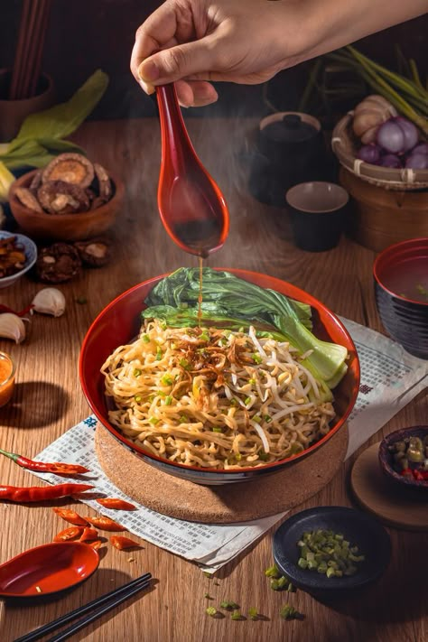 Food Photography
Chinese Noodles Food Photoshoot, Menu Book, Food Photography Inspiration, Chinese Traditional, Chinese Food, Traditional Food, Food Styling, Asian Recipes, Food Art