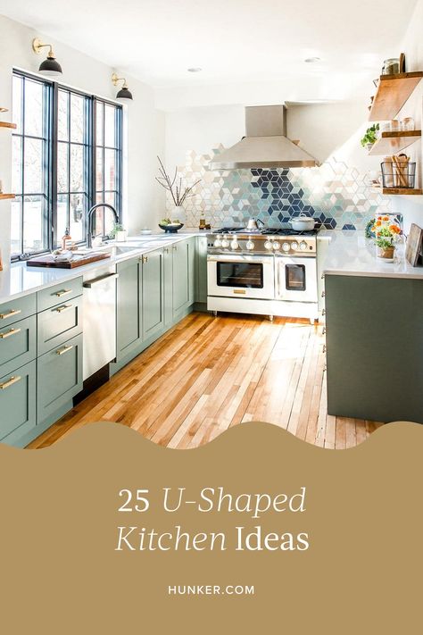 If you've been weighing the benefits of an L-shape and U-shape layout, scroll on for 25 inspiring ideas that will help you make an informed decision. #hunkerhome #kitchen #kitchenideas #ushapedkitchen #kitchencounterideas U Shaped Kitchen No Island, Small Kitchen L Shape, Large U Shaped Kitchen, Small U Shaped Kitchen Layout, U Shape Kitchen Design, U Shaped Kitchen With Breakfast Bar, U Shaped Kitchen Ideas, U Shaped Kitchen With Island, U Shaped Kitchen Layout