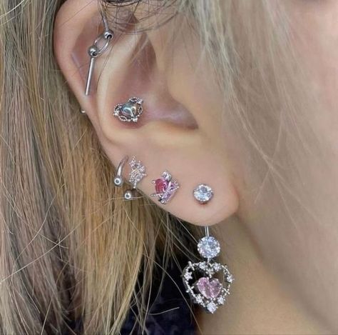 Cool Ear Piercings, Pretty Ear Piercings, Cool Piercings, Cute Ear Piercings, Cute Piercings, Body Jewelry Piercing, Dope Jewelry, Girly Jewelry, Dream Jewelry