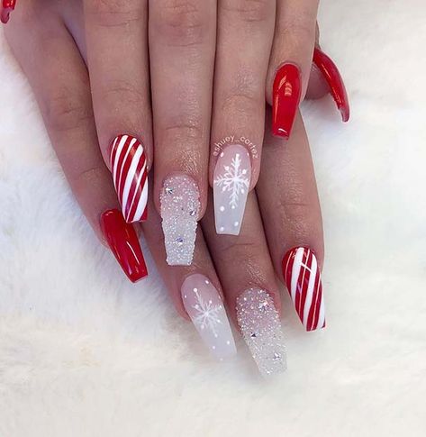 Candy Cane Nails, Red Christmas Nails, Winter Nails Acrylic, Christmas Nails Easy, Cute Christmas Nails, Christmas Nail Art Designs, Christmas Nails Acrylic, Pedicure Nail Art, Festival Nails