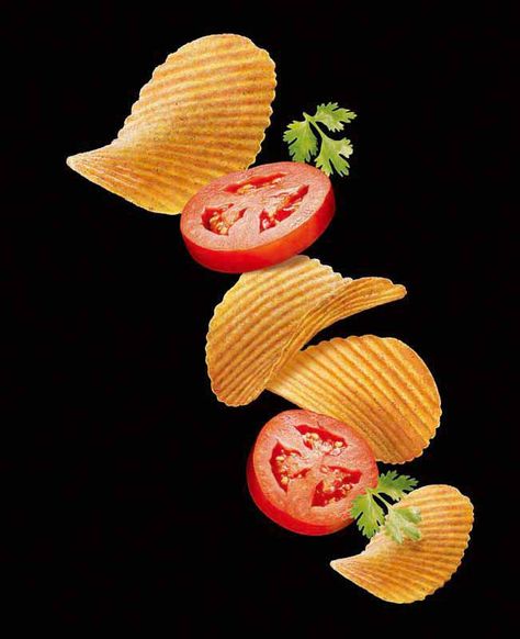 Chips Creative Ads, Chips Photography, Chips Advertising Design, Lays Advertisement Poster, Lays Chips Photography, Kitchen Wall Art Diy, Spice Image, Chip Packaging, Packaging Snack