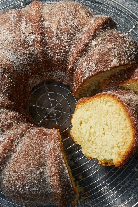 Old-Fashioned Doughnut Bundt Cake