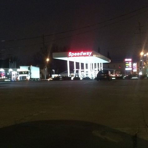 Speedway gas station corner of State Rd. And Snow Rd. 3/25/2016 Speedway Gas Station, Parma, Gas Station, Ohio, Beautiful Places, Neon Signs