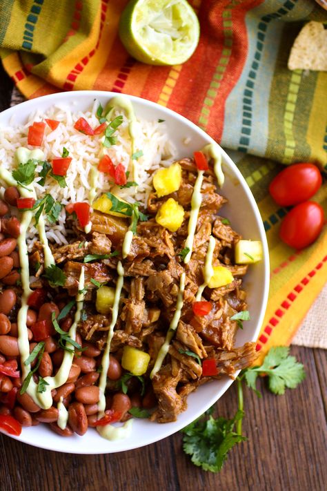 Pork al pastor bowls are amazingly delicious! You'll find rice, beans, and even pineapple in this dish. Pork Al Pastor, Pork Sirloin, Chicken Bowl Recipe, Healthy Bowls Recipes, Beef Bowls, Rice Beans, Pork Ham, Healthy Bowls, Cooking Club