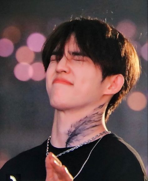 scoups be the sun tour icon Scoups Neck Tattoo, S Coups Tattoo, S Coups Seventeen, S.coups Icon, S.coups Svt, Coups Seventeen, Anime Korea, Be The Sun, Choi Hansol