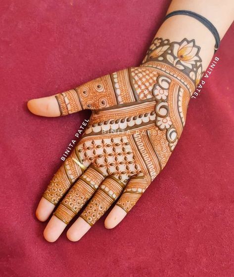 Mehandi Designs Bharwa, Mehndi Bharwa Design, Bharma Mehandi Design, Amazing Mehndi Designs, Advance Mehndi Design, Simple Indian Mehendi Designs, Bharma Mehndi Designs, Bharwa Mehndi Designs, Mehendi Designs For Beginners