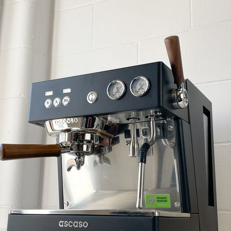 Get the cafe experience with the Ascaso Baby T Plus. It has the ability to control and personalize your machine with the Ascaso App. . . . #ascaso #coffeecorner #coffeestation #espressobar #coffeesetup #coffeecorner #espressomachines #coffeemachines #caffeine #home #espresso #coffeegear #coffeeculture #barista #coffeeaddict #coffee #coffeelife #baristalife #coffeelover #specialtycoffee #coffeecanada #coffeetime #cafe #espressocanada #hellotwo2brew Espresso Extraction, Espresso Bar, Espresso Shot, Coffee Corner, Coffee Culture, The Cafe, Coffee Is Life, Espresso Machines, Coffee Station