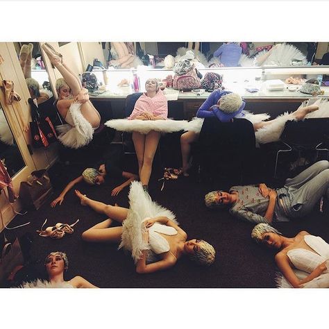 We've had quite the week. Four more to go before these swans become Swanilda's friends! : @itsmekamii #sfballet #sanfranciscoballet #sfb #swanlake #backstage #behindthescenes #ballerina #ballet #dancer #take5 #intermission #break #swan #whiteswan #blackswan #dancerlife #adancerslife #dance #tutu #tututime #pointeshoes #toeshoes by sfballet Sawn Lake Ballet, Professional Ballet Dancers, Ballet Behind The Scenes, Ballet Poses Black Swan, La Sylphide Ballet, San Francisco Ballet, Pointe Shoes, Swan Lake, Black Swan