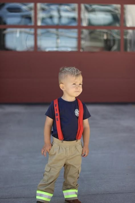 Diy Baby Costumes For Boys, Diy Fireman Costumes, Halloween Costumes Unique, Fireman Outfit, Firefighter Halloween, Diy Costumes Kids Boys, Diy Baby Costumes, Fireman Costume, Toddler Boy Halloween Costumes