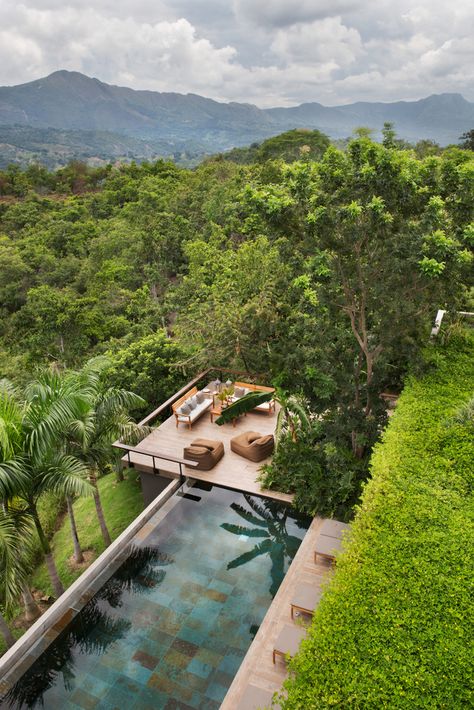 Nilo Houses,© Juan Antonio Monsalve Farm Homes, Kolam Koi, Earth Sheltered, Dream Pools, Swimming Pool Designs, Tropical Houses, Dream Backyard, Beautiful Dream, Outdoor Swimming