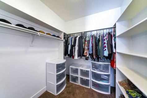 We had no idea you could do this. Plastic Drawers In Closet, T Shirt Storage, Apartment Closet Organization, Plastic Wardrobe, Shelf Clothes, Drawer Cart, Plastic Storage Drawers, Canned Pears, Plastic Drawer Organizer