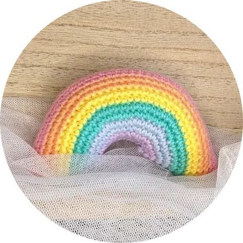 Crochet Rainbow Pattern Amigurumi Rainbow Free Pattern, Rainbow Amigurumi Free Pattern, Crochet Rainbow Pattern Free, Crochet Rainbow Pattern, Crochet Butterfly Patterns, Crochet Flip Flop Pattern, Rainbow Amigurumi, Cute Mini Crochet, Free Crochet Halloween