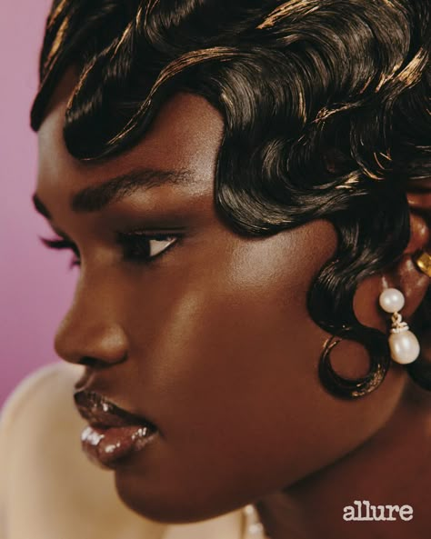 Iconic ‘90s Hair Looks | Nikki Nelms Updates Trendy Hairstyles From the 1990s for Today | 90s Finger Waves on short hair | Photographer: Adrienne Raquel @adrienneraquel Stylist: Shibon Kennedy @shibonleigh Hair: Nikki Nelms @nikkinelms Makeup: Rommy Najor @rommynajor Nails: Karen Jimenez @theset.bykj Set Designers: WayOut Studio @wayoutstudioco Models: Adele Ruboneka @adeleruboneka Adual Akol @unpublishedartist Writer: Jihan Forbes @itsjihanm 1920s Waves Long Hair, Wet Sets Hairstyles, Finger Waves With Bangs, Long Hair Finger Waves, 20s Hair Short, Flapper Hair Short, Finger Curls Short Hair, Adual Akol, 1920s Short Hair