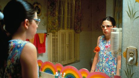 Welcome to the dollhouse / Todd Solondz Persona Ingmar Bergman, Todd Solondz, Welcome To The Dollhouse, Indie Films, 90s Movies, Middle Child, Cult Movies, Girl Guides, Movie List