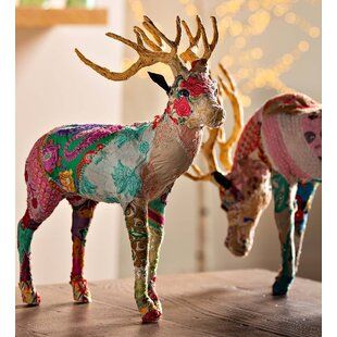 Reindeer Sculpture, Ideas Decoracion Navidad, Kantha Sari, Deer Fabric, Kantha Embroidery, Vintage Sari, Animal Statues, Sari Fabric, Whimsical Christmas