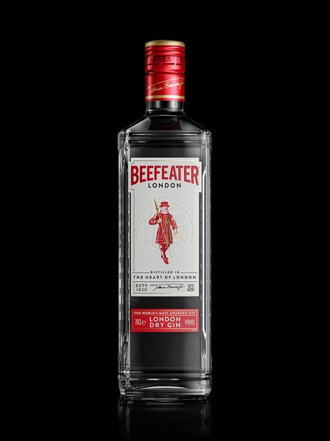 New, more sustainable packaging and an update for the iconic Beefeater. Gin Packaging, Beefeater Gin, Beefeater London, Milk Brands, Ice Cream Brands, London Dry Gin, Tea Brands, Plant Based Milk, Dry Gin