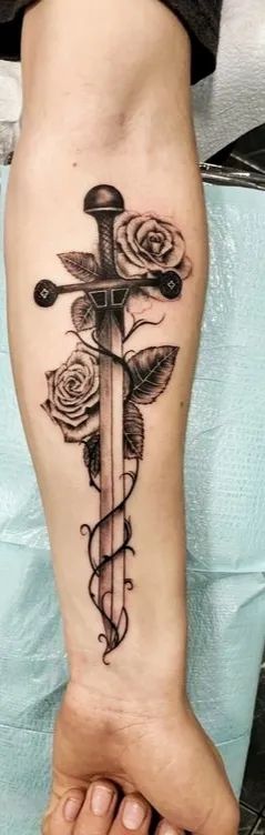 Top 50 Popular Tattoos with Meanings & Designs 142 Mermaid Tattoo Meaning, Snake Tattoo Meaning, Star Tattoo Meaning, Dragon Tattoo Meaning, Lizard Tattoo, Skull Rose Tattoos, Unicorn Tattoos, Bull Tattoos, Cool Tattoo