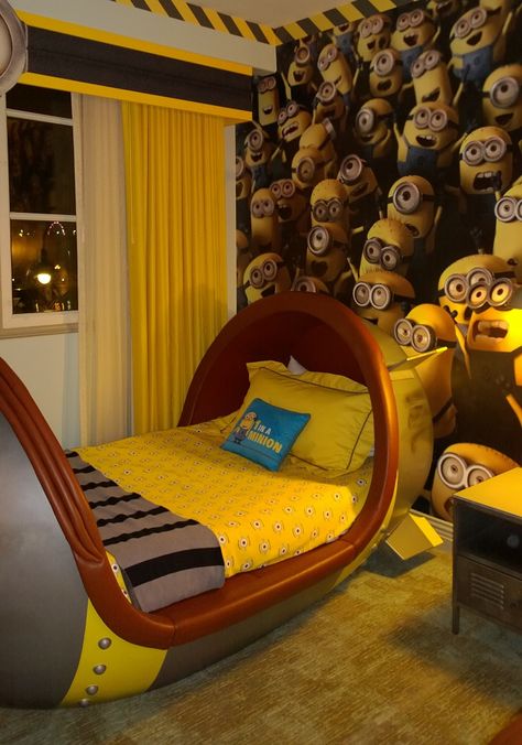 Loews Portofino Bay at Universal Studios - Minions room Minion Room, Dumpsters, Cute Minions, Minions Love, Minion Party, Cute Bedroom Decor, Dreamy Room, Dream Rooms, Room Inspiration Bedroom