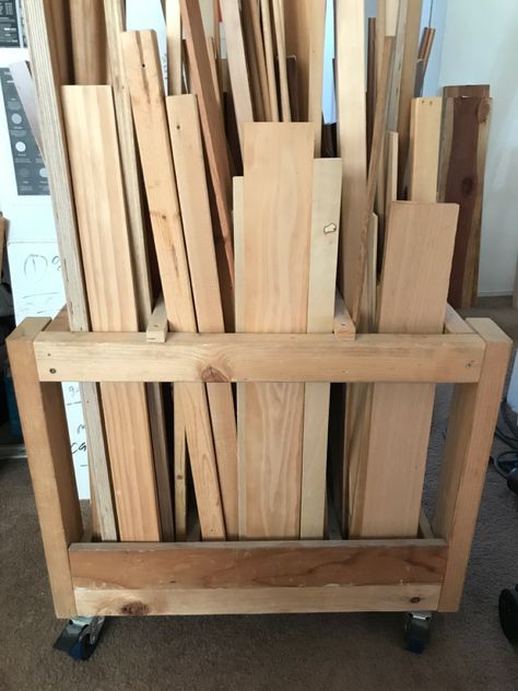 Wood Organizer Garage, Scrap Wood Storage Ideas Diy, Wood Scrap Storage, Cellar Organization, Scrap Wood Cart, Pallet Wood Storage, Diy Lumber Storage, Wood Storage Cart, Scrap Wood Storage