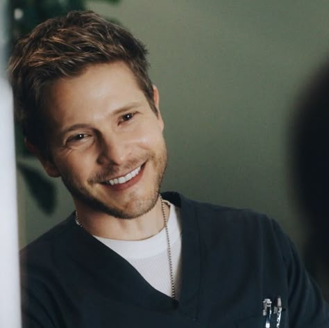 Male Tv Characters, Dr Conrad Hawkins, Conrad Hawkins The Resident, Conrad The Resident, Matt Czuchry The Resident, The Resident Conrad, Conrad Hawkins, The Resident Tv Show, Logan Huntzberger