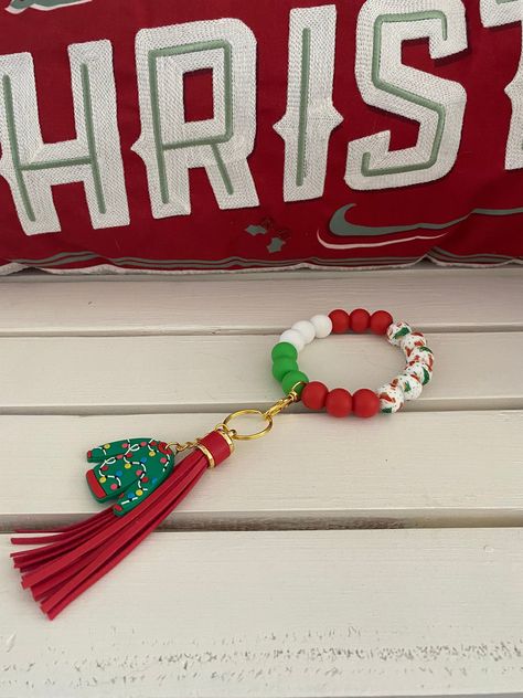 Ugly Sweater Contest Prizes, Christmas Keychain, Ugly Sweater Contest, Gift For Coworkers, Holiday Beading, Keychain Wristlet, Simple Holidays, Wristlet Keychain, Holiday Christmas Gifts