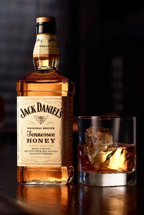 Whisky Honey, Happy Hour Beer, Birthday Gift For Father, Jack Daniels Honey, Jack Daniel's Tennessee Whiskey, Tennessee Honey, Father Birthday Gifts, Tennessee Whiskey, Whiskey Glass