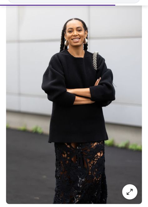 Solange Knowles Style Casual, Lace Skirt Outfit, Solange Knowles Style, Solange Style, Beyonce Fashion, Solange Knowles, Mom Era, Personal Style Inspiration, Crochet Skirt