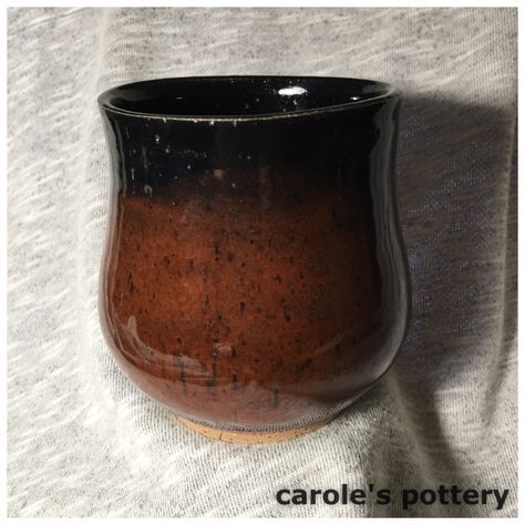 Carole's Pottery: Obsidian 3x under Deep Sienna Speckle 3x on Standard 112. Amaco Deep Sienna Speckle, Deep Sienna Speckle Glaze Combinations, Halloween Pottery, Clay Glazing, Ceramic Things, Glaze Techniques, Ceramic Glazing, Clay Glaze, Glaze Combinations