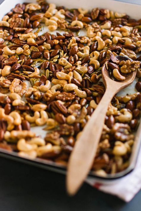 These irresistibly salty-sweet-spicy toasted nuts are tossed in a light, herbed butter sauce. You can't go wrong with this simple party nuts recipe! Party Nuts Recipe, Roasted Nuts Recipe, Butternut Squash Lasagna, Party Bites, Diy Cooking, Nut Recipes, Roasted Nuts, School Snack, Herb Butter