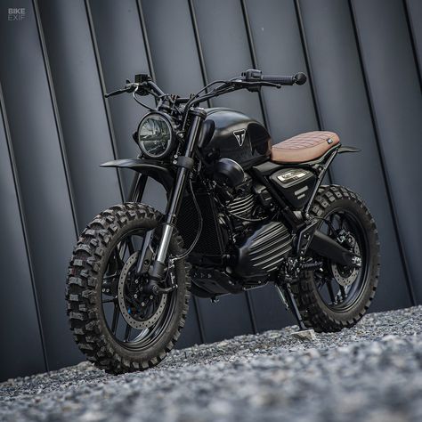 Wicked Cool: K-Speed's custom Triumph Scrambler 400 X and Speed 400 | Bike EXIF Vintage Scrambler Motorcycle, Triumph Scrambler Custom, Motorbike Garage, Sportster Scrambler, Beginner Motorcycle, Adv Bikes, Scrambler Moto, Custom Triumph, Custom Bikes Cafe Racers