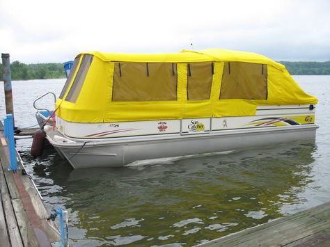 Pontoon Boat & Deck Boat Forum • View topic - Full enclosures ... Pontoon Boat Decor, Pontoon Boat Parts, Fishing Pontoon Boats, Boat Camping, Pontoon Accessories, Pontoon Boat Accessories, Diving Boards, Lakefront Living, Deck Boat