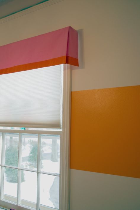 Valences For Windows Bedrooms, Valence Ideas, Window Valences, Diy Window Valance, No Sew Valance, Front Living Room Ideas, Nursery Valance, Box Valance, Pleated Valance