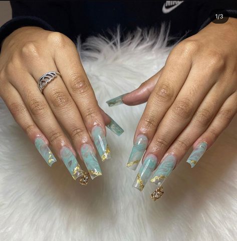 Acrylic Nails Princess Jasmine Nail Art, Princess Jasmine Inspired Nails, Princess Jasmine Nails Acrylic, Jasmine Quinceanera Dress, Aladdin Nails Acrylic, Jasmine Inspired Nails, Jasmine Inspired Prom Dress, Aladdin Quinceanera Theme Dress, Princess Jasmine Dress Inspired Outfits