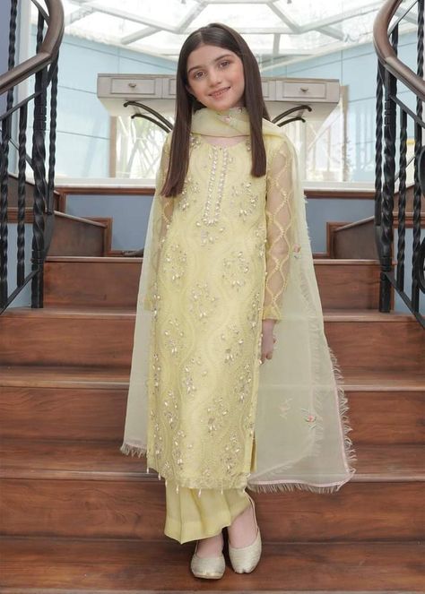 Lemon Colour Dress, Embroidery With Ribbon, Dress Design Indian, Kids Dress Design, Pakistani Kids Dresses, Indian Dresses For Kids, Bridal Couture Week, Wedding Dresses For Kids, Eid Outfits