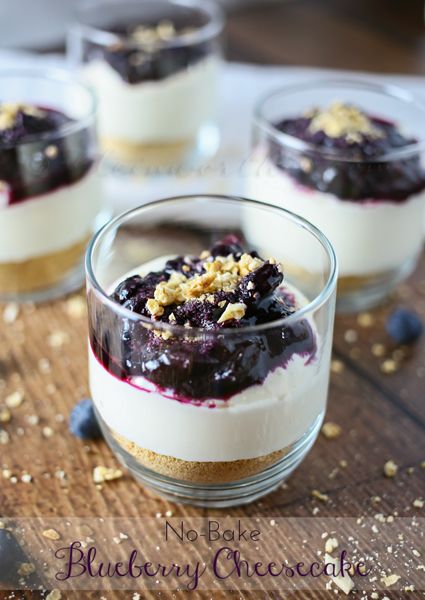 No Bake Blueberry Cheesecake, perfect personal serving cheesecakes that are quick & easy to make. Refreshing summer treat. Cheesecake Shooters, Blueberry Cheesecake Recipe, No Bake Blueberry Cheesecake, Dessert Shooters, Blueberry Pie Filling, Cheesecake Cups, Dessert Simple, Reception Food, Blueberry Recipes