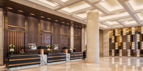 Front Desk Luxury Hotel Front Desk, Hotel Reception Desk, Hotel Floor Plan, Landmark Hotel, Hotel Floor, Hotel Reception, Family Hotel, Modern Hotel, Reception Desk