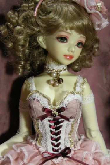 bjd How To Look Like A Doll, Watching Horror Movies, Spooky Outfits, Roblox Dress, Bjd Dolls Girls, Kei Visual, Doll Aesthetic, Fantasy Art Dolls, Game Codes