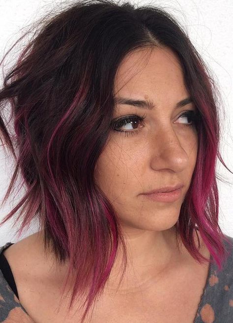 40 Pink Hairstyles: Pastel Colors, Pink Highlights, Blonde and Pink Hair Ideas Pelo Color Vino, Pink Hairstyles, Androgynous Haircut, Underlights Hair, Short Dark Hair, Bronde Hair, Pink Highlights, Ombré Hair, Hair Color Pink