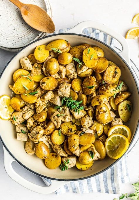 Lemon Chicken And Potatoes, Oregano Chicken, Easy Skillet Meals, Chicken And Potatoes, Dairy Free Dinner, Fried Turkey, Macro Friendly Recipes, Easy Skillet, Dairy Free Gluten Free