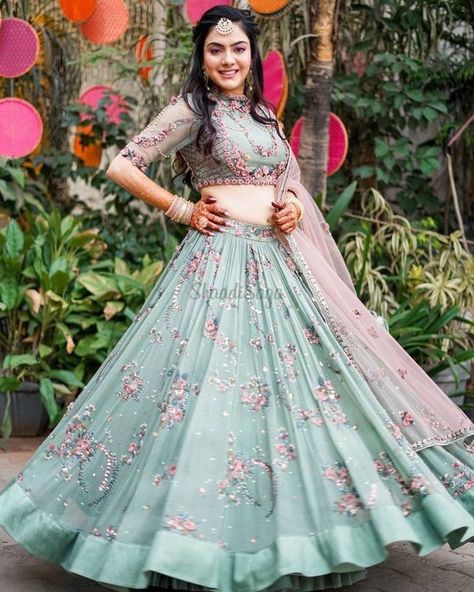 Best Outfits For The Sister Of The Bride & Groom (According To Wedding Functions) | ShaadiSaga Lengha Blouse, Sister Of The Bride, Indian Bridesmaid Dresses, Indian Wedding Gowns, Indian Outfits Lehenga, Wedding Lehenga Designs, Lehnga Dress, Designer Bridal Lehenga, Indian Bridal Dress