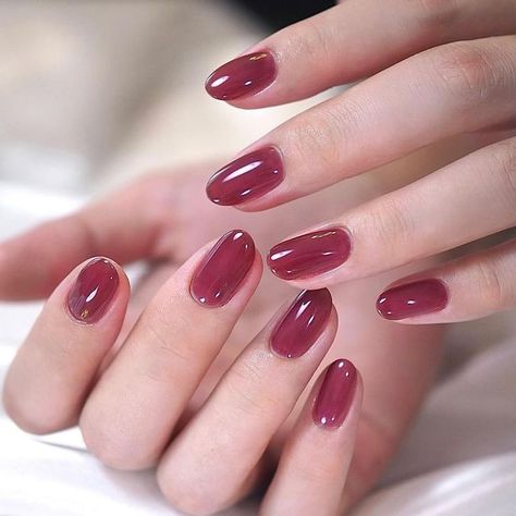 Round Press On Nails, Simple Nails Bridesmaid, Korean Nail Color, Raisin Nail Color, Nurse Approved Nails, Pretty Nail Colors For Fall, Jelly Burgundy Nails, Cool Winter Nail Designs, Darker Pink Nails