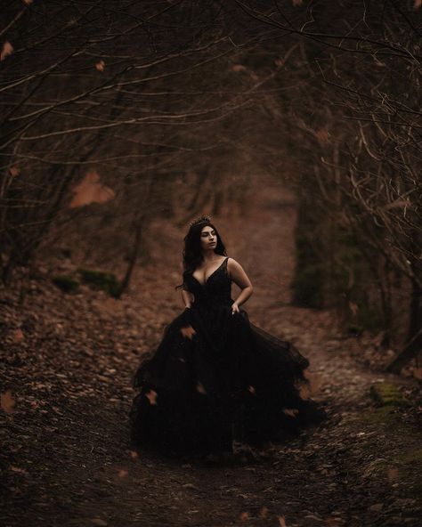 Castles Crumbling, Whimsical Photoshoot, Autumn Activity, Black Wedding Gowns, Fantasy Princess, Instagram Autumn, Fairytale Photography, Autumn Magic, Foggy Forest