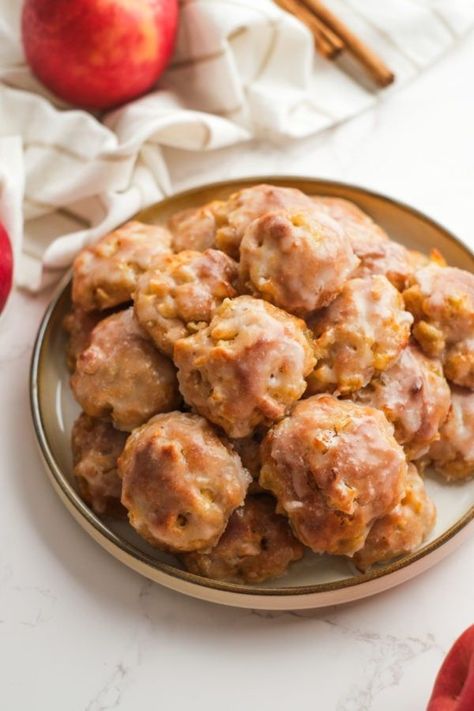 Mexican Hashbrowns, Apple Fritter Bites, Fritter Bites, Apple Desert, Apple Baking, Zucchini Cakes, Baked Apple Fritters, Apple Bites, Fried Apple