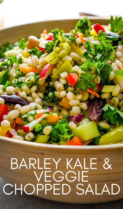 a closeup of the Barley Kale Salad in a bowl. Vegan Barley Salad, Cold Barley Salad Recipes, Barley Salad Recipes Cold, Barley Salads, Barley Recipe Healthy, Parsley Vinaigrette, Kale Chopped Salad, Kale And Chickpeas, Pearl Barley Salad